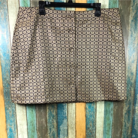 WAYF Pelham Button Front Miniskirt - Picture 2 of 4